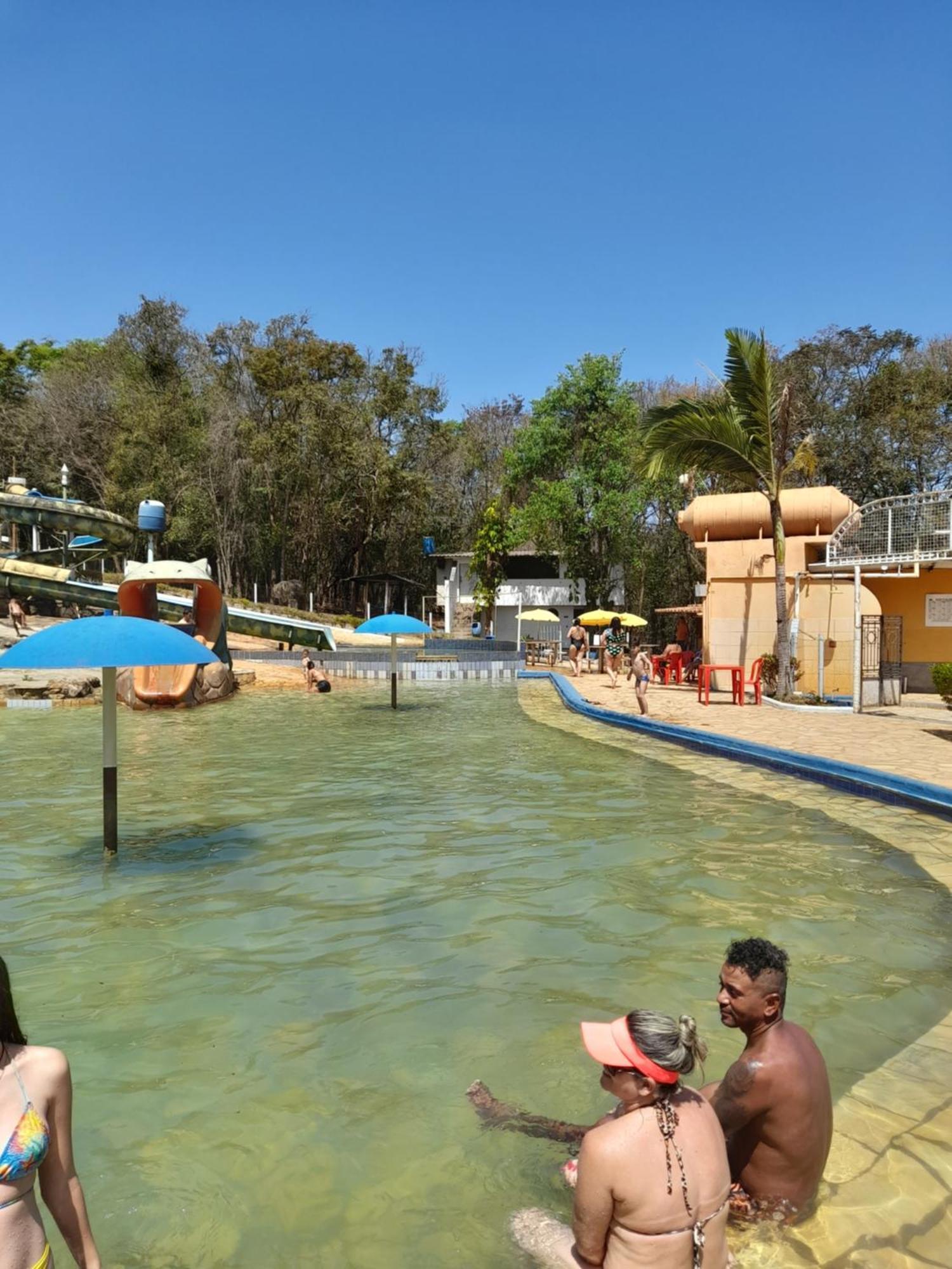 Pousada Balneario Cachoeira Do Moinho Belo Vale Exterior photo